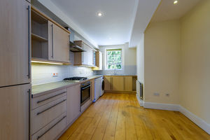 Kitchen Breakfast Room- click for photo gallery